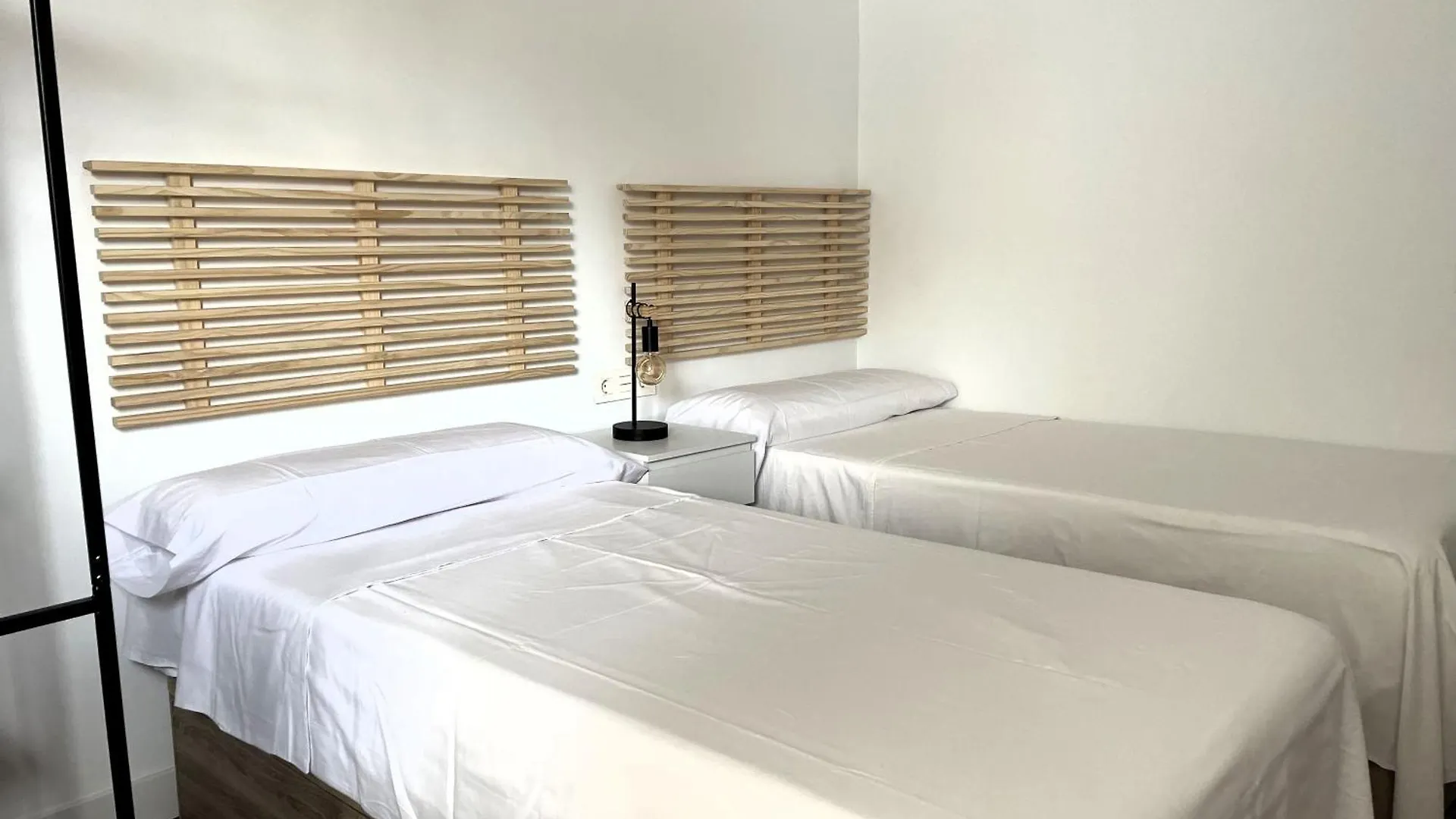 Apartamento Calma Carihuela Beach - 10 Metros De La Playa Torremolinos 0*,