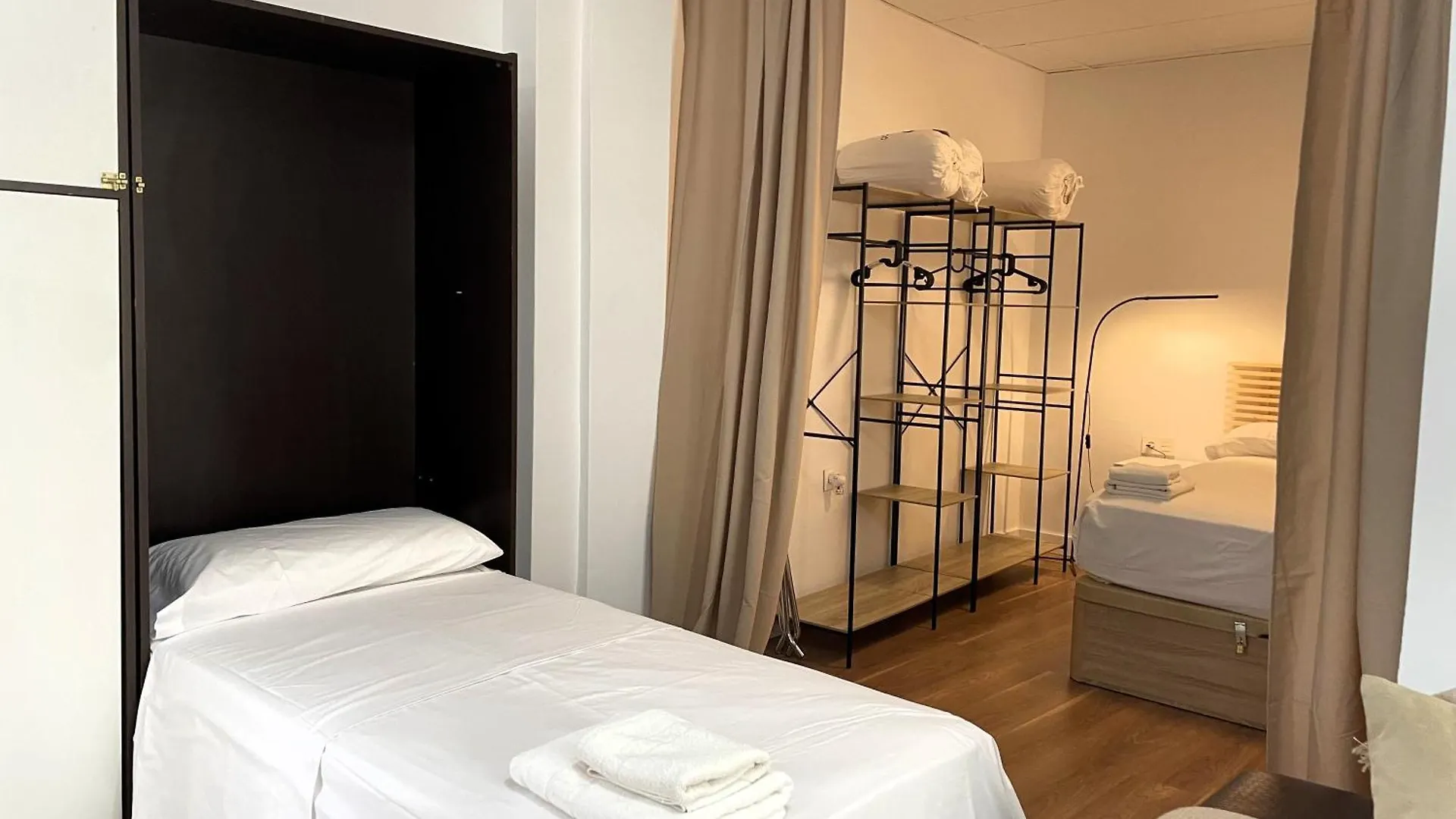 Apartamento Calma Carihuela Beach - 10 Metros De La Playa Torremolinos Apartman