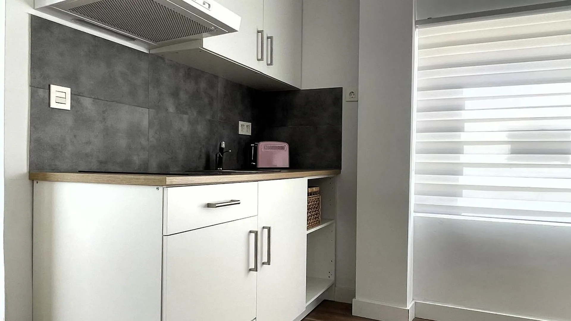 Apartman Apartamento Calma Carihuela Beach - 10 Metros De La Playa Torremolinos Spanyolország