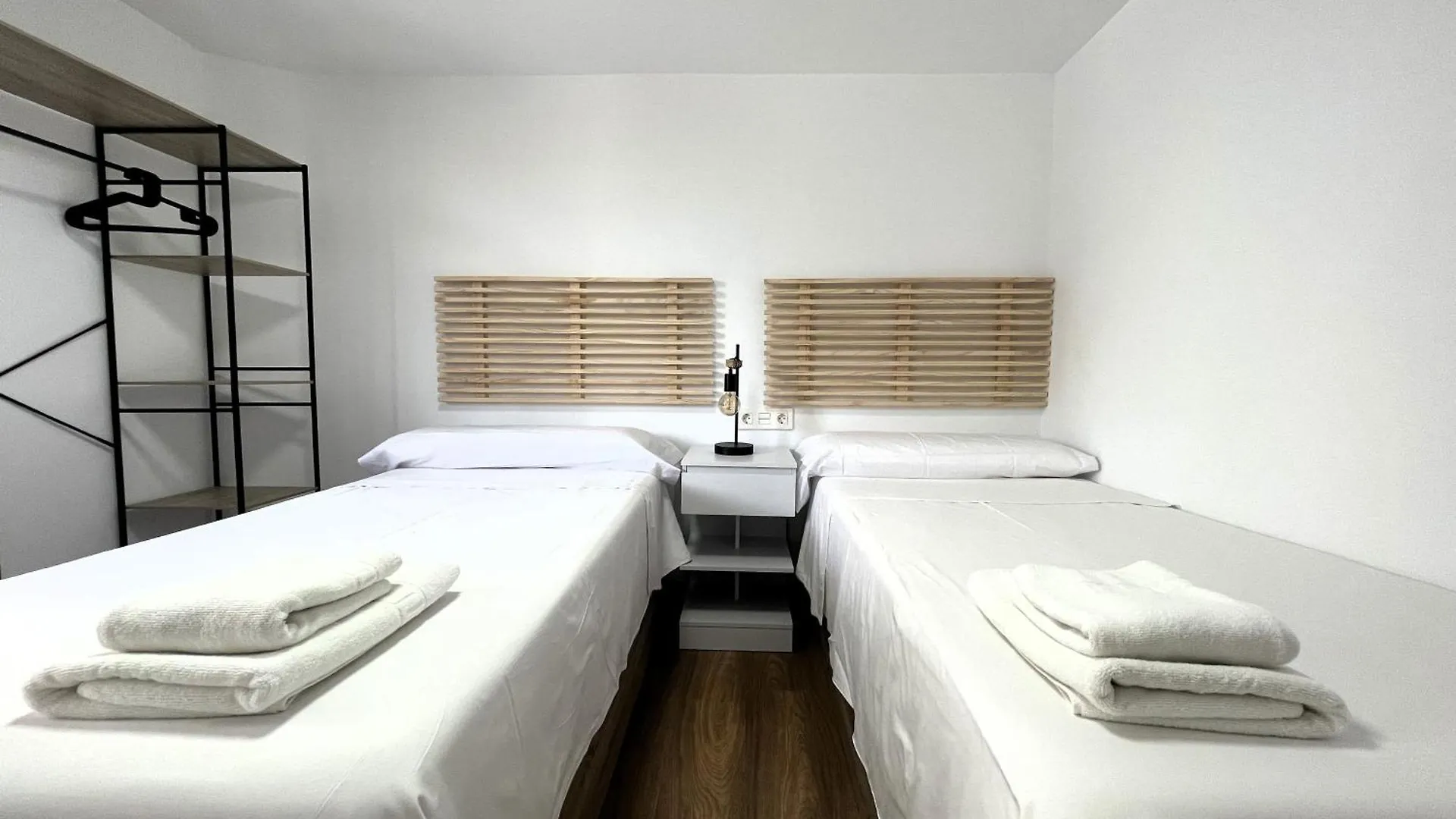 Apartamento Calma Carihuela Beach - 10 Metros De La Playa Torremolinos