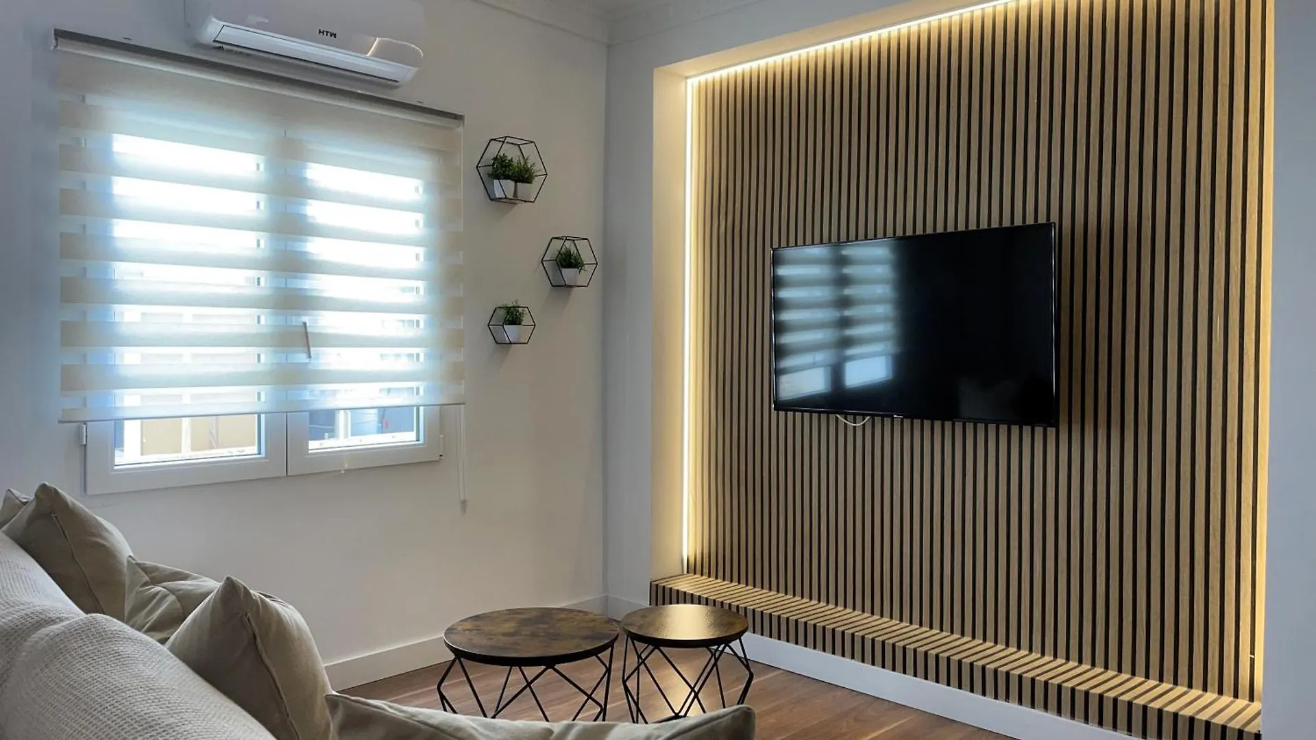 Apartamento Calma Carihuela Beach - 10 Metros De La Playa Torremolinos 0*,  Spanyolország